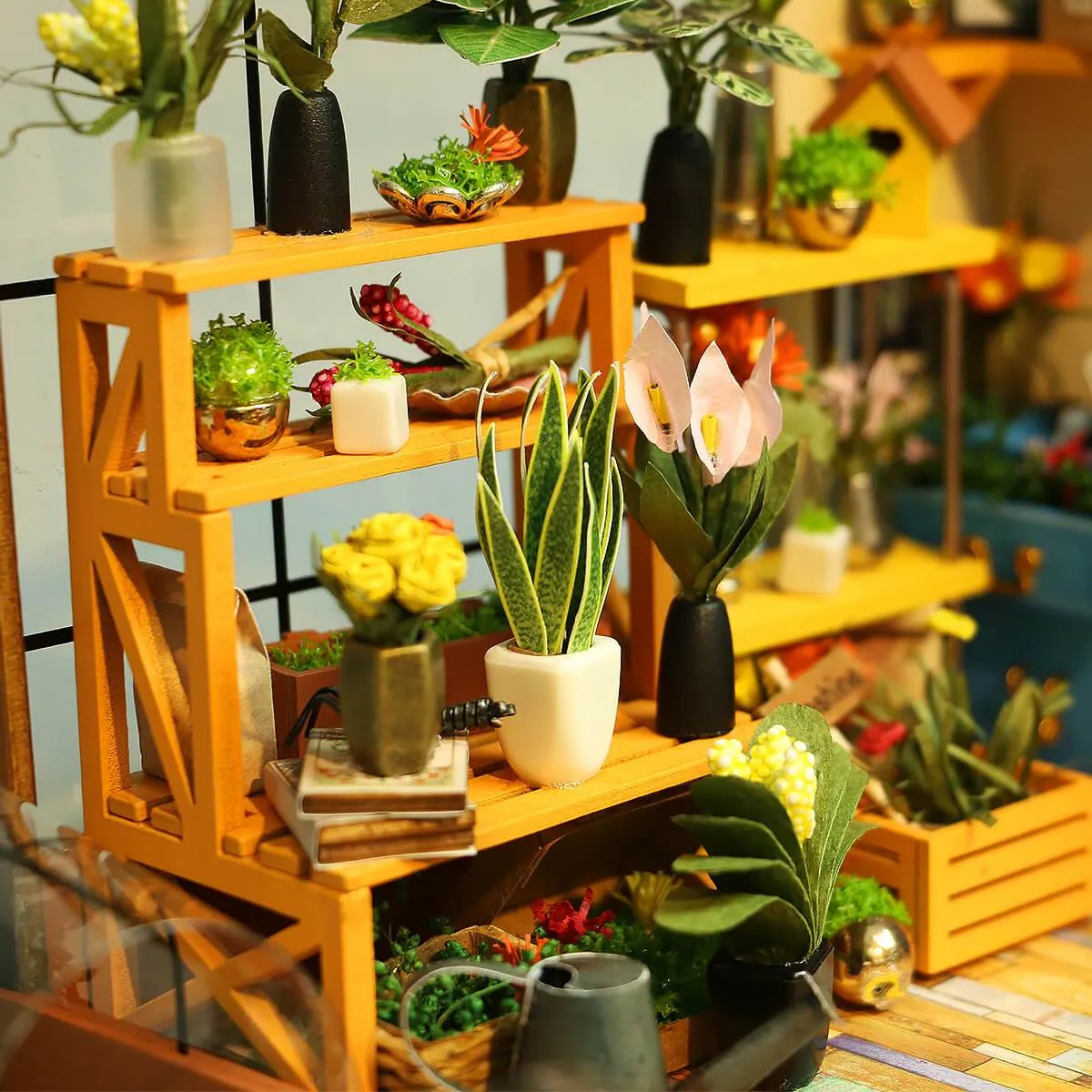 Cathy's Flower House DG104 Greenhouse Miniature