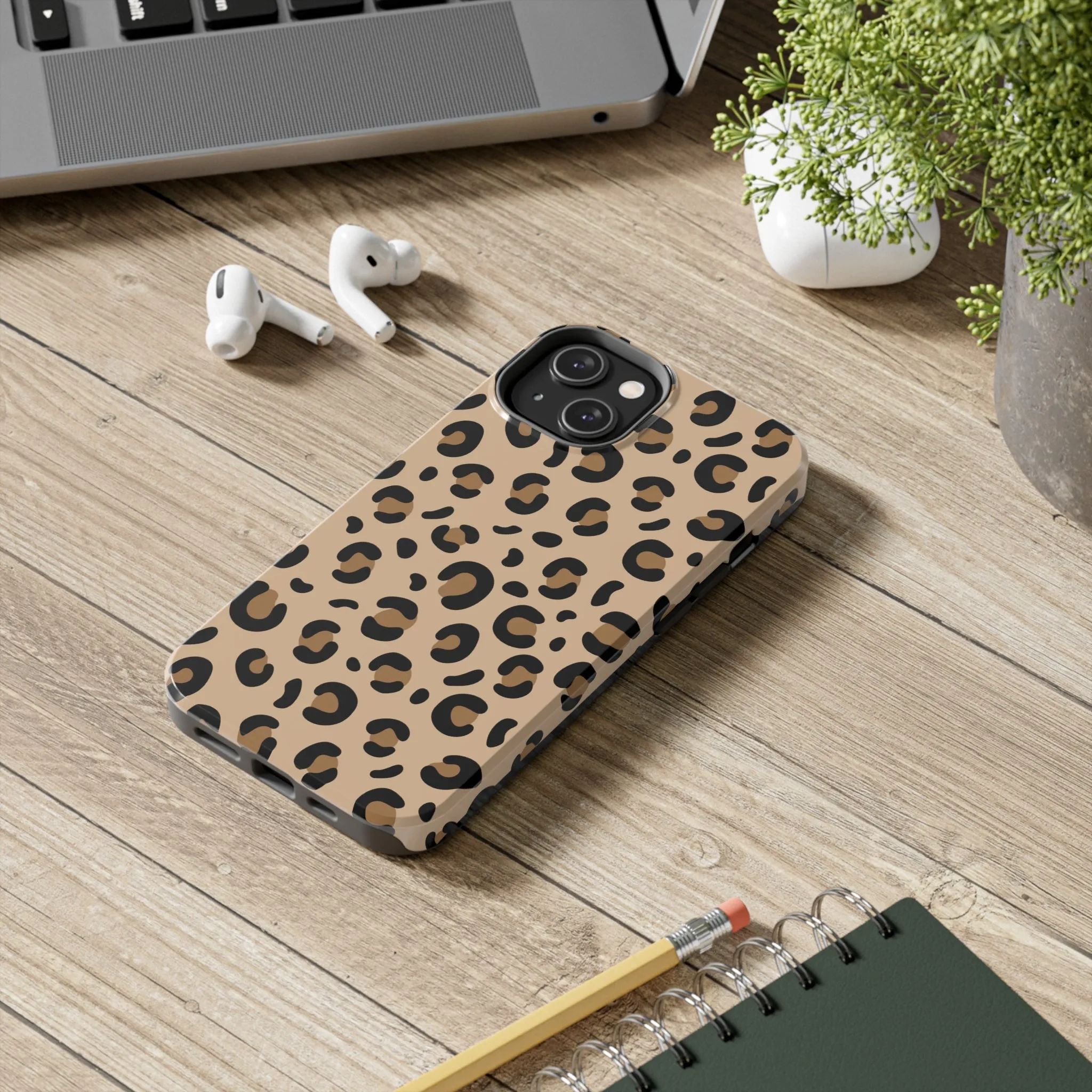 Leopard Print Stylish Cell Phone Case - Trendy and Fashionable Cover