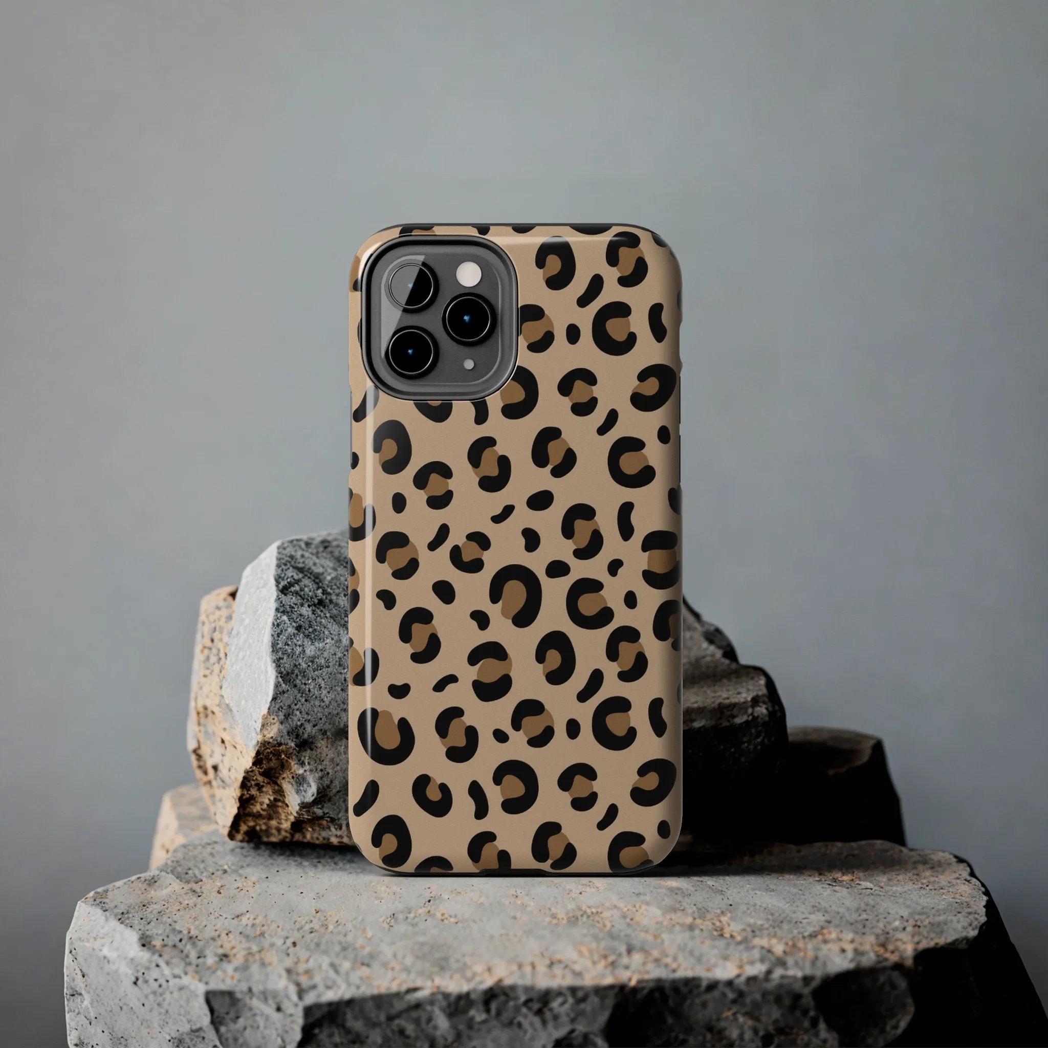 Leopard Print Stylish Cell Phone Case - Trendy and Fashionable Cover