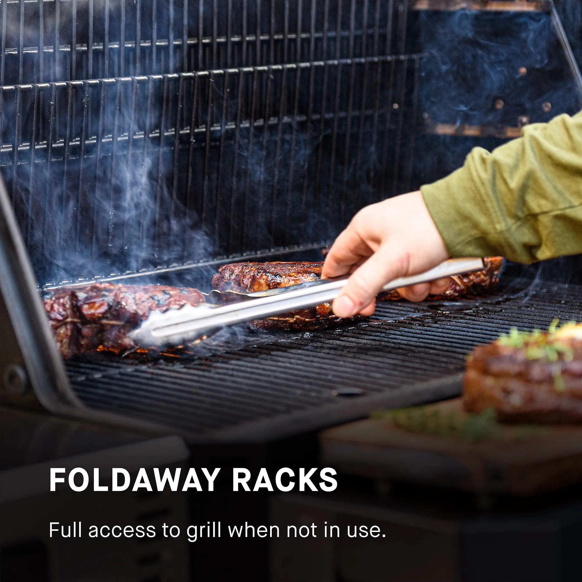 Masterbuilt Gravity Series 1050 Digital Charcoal Grill   Smoker