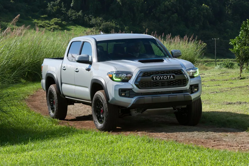 Oracle Dynamic Colorshift Toyota Tacoma (16-21) RGB A Headlight DRL Upgrade Kit 1278-332