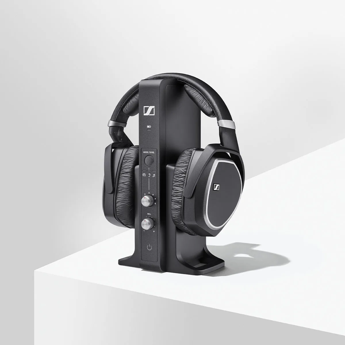 Sennheiser RS195 Over-Ear Closed Headphones (Black)